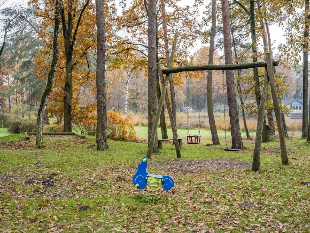 Modern Holiday Home In Stramproy In The Forest 外观 照片