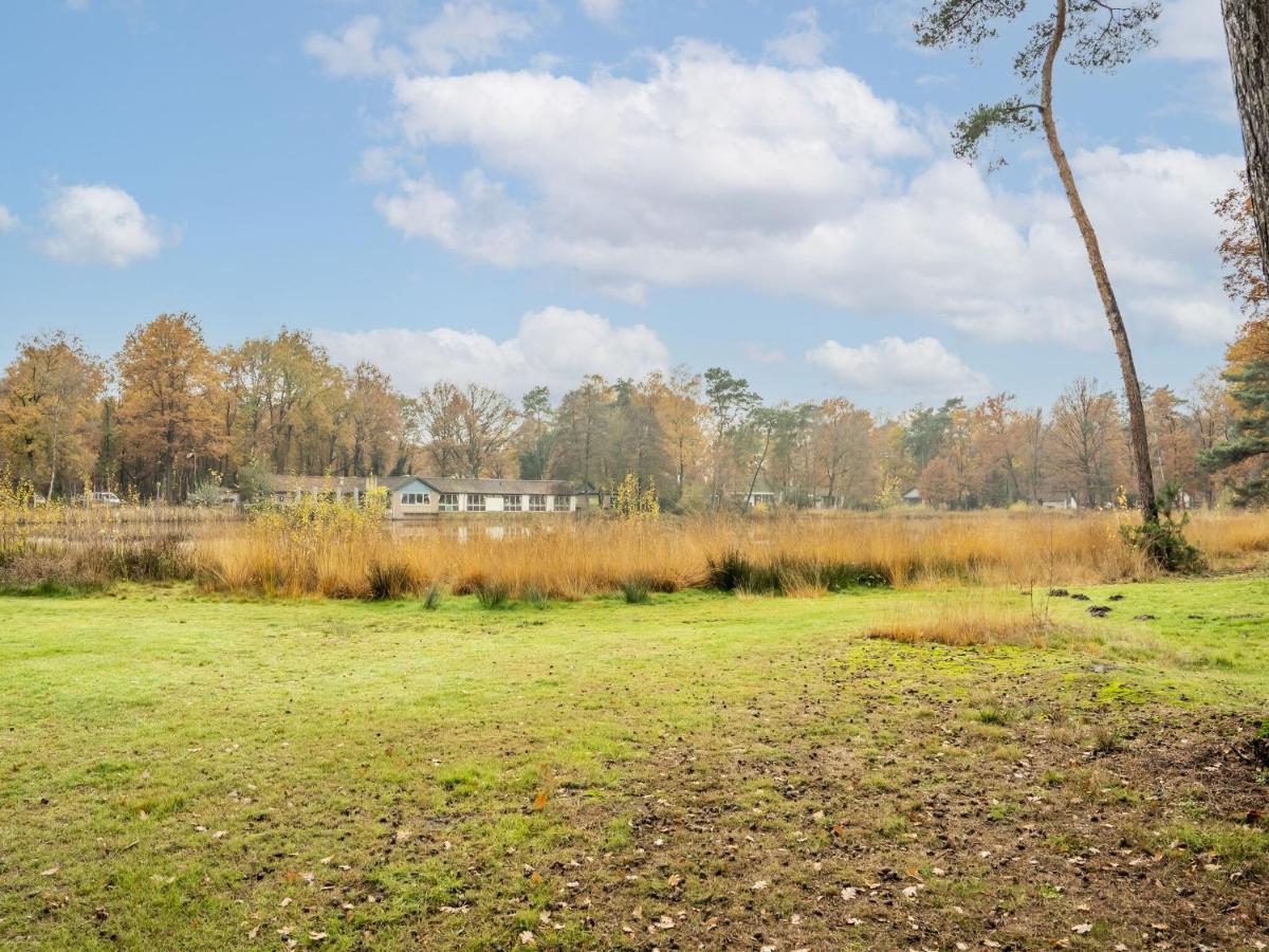 Modern Holiday Home In Stramproy In The Forest 外观 照片